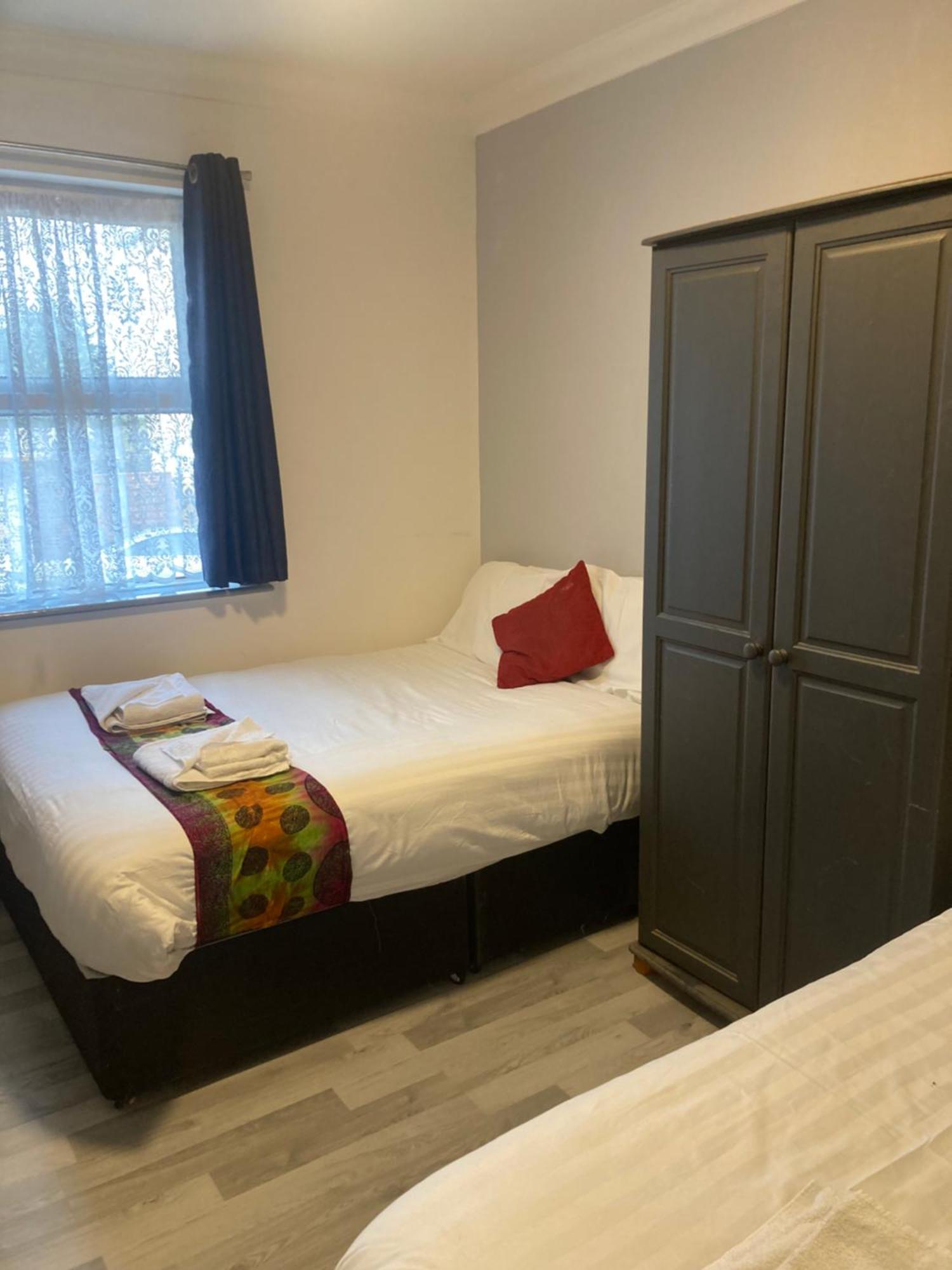 Abingdon Lodge Hotel Райд Екстериор снимка