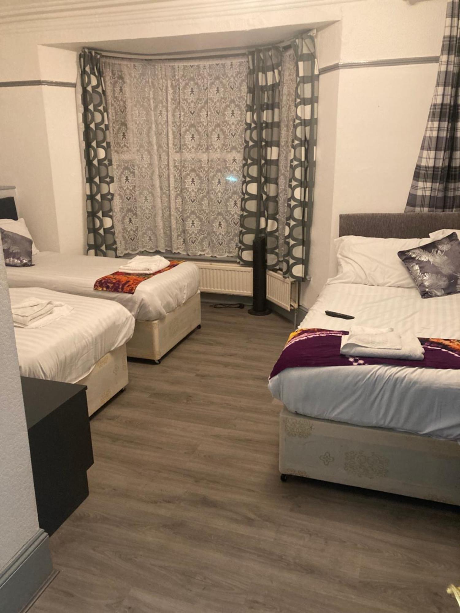 Abingdon Lodge Hotel Райд Екстериор снимка