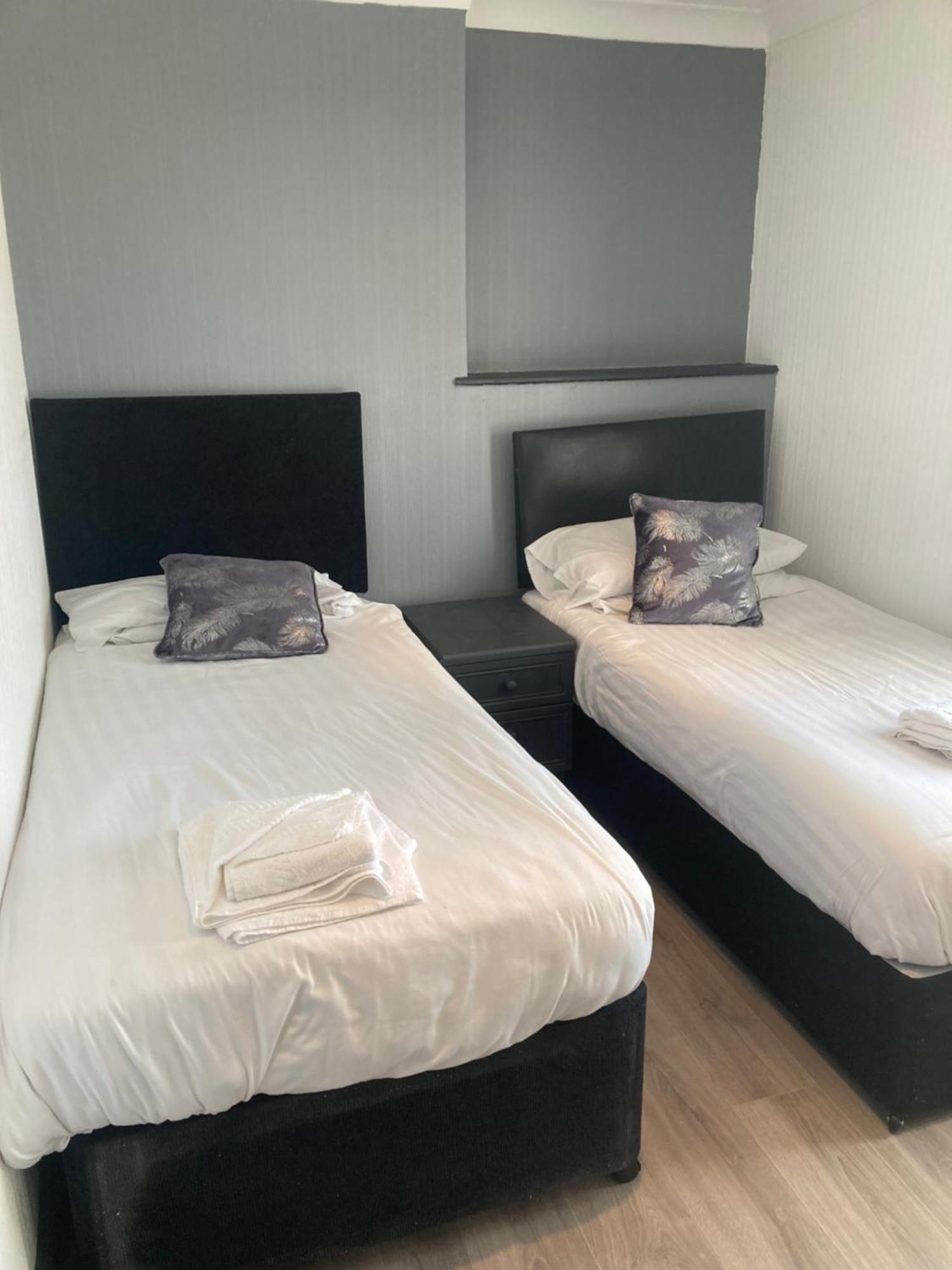 Abingdon Lodge Hotel Райд Екстериор снимка