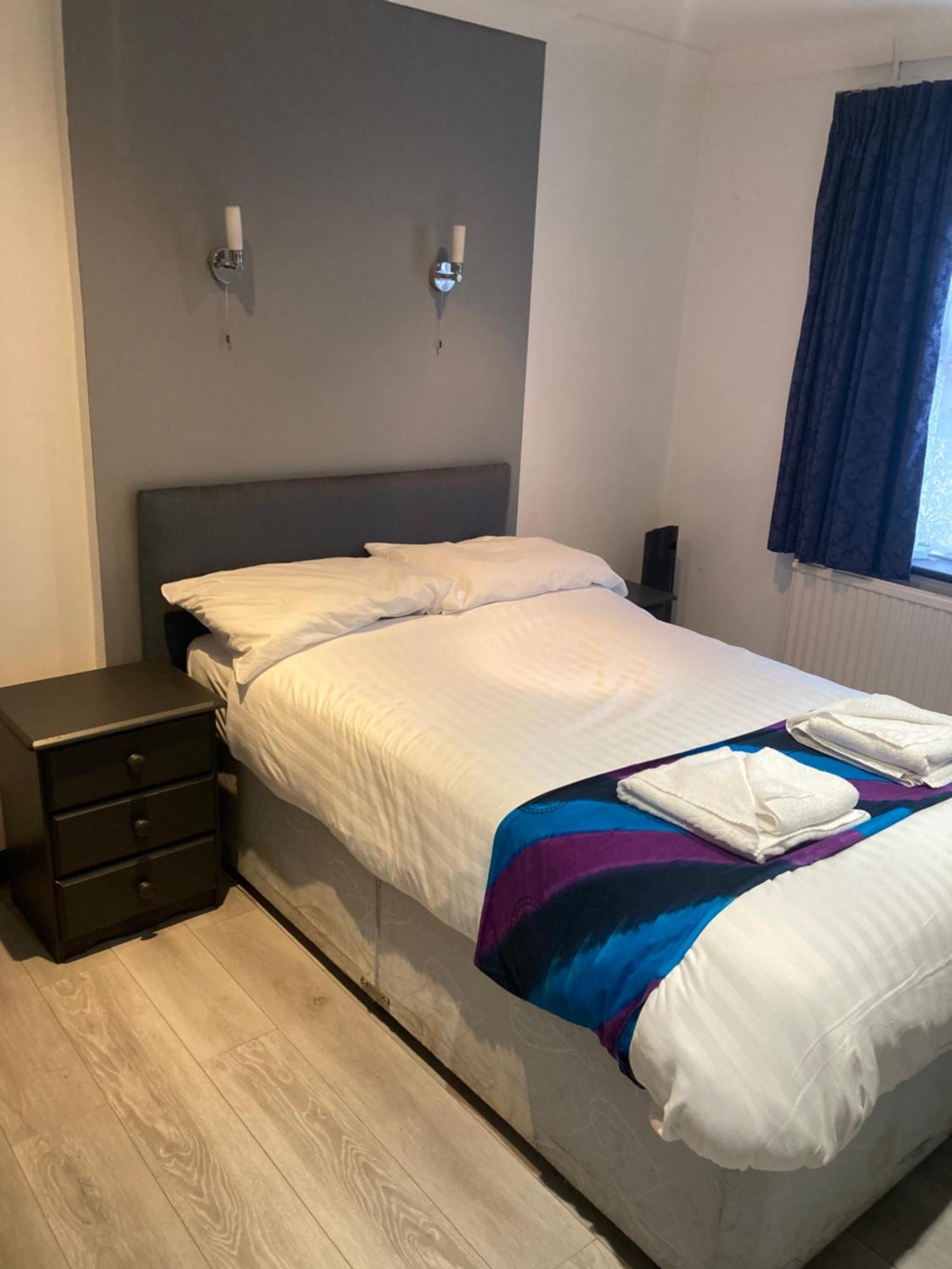 Abingdon Lodge Hotel Райд Екстериор снимка